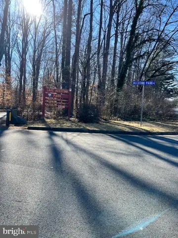 $675,000 | 7269 Evanston Road, Springfield, VA 22150