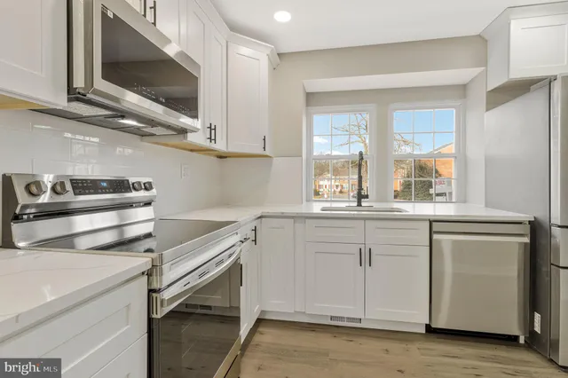 $675,000 | 7269 Evanston Road, Springfield, VA 22150