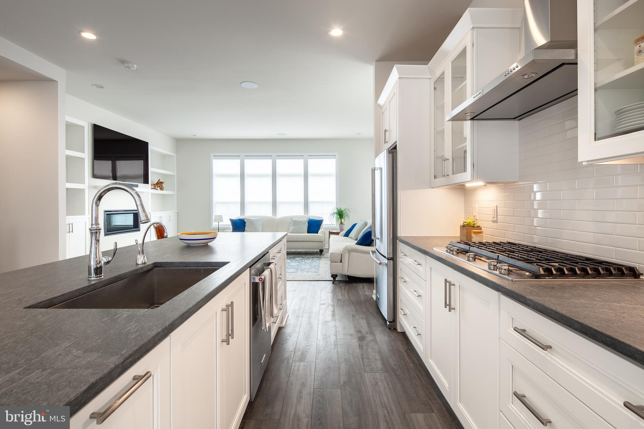 1770 Violet Ridge Place McLean, VA 22102 - Photo 11 of 60