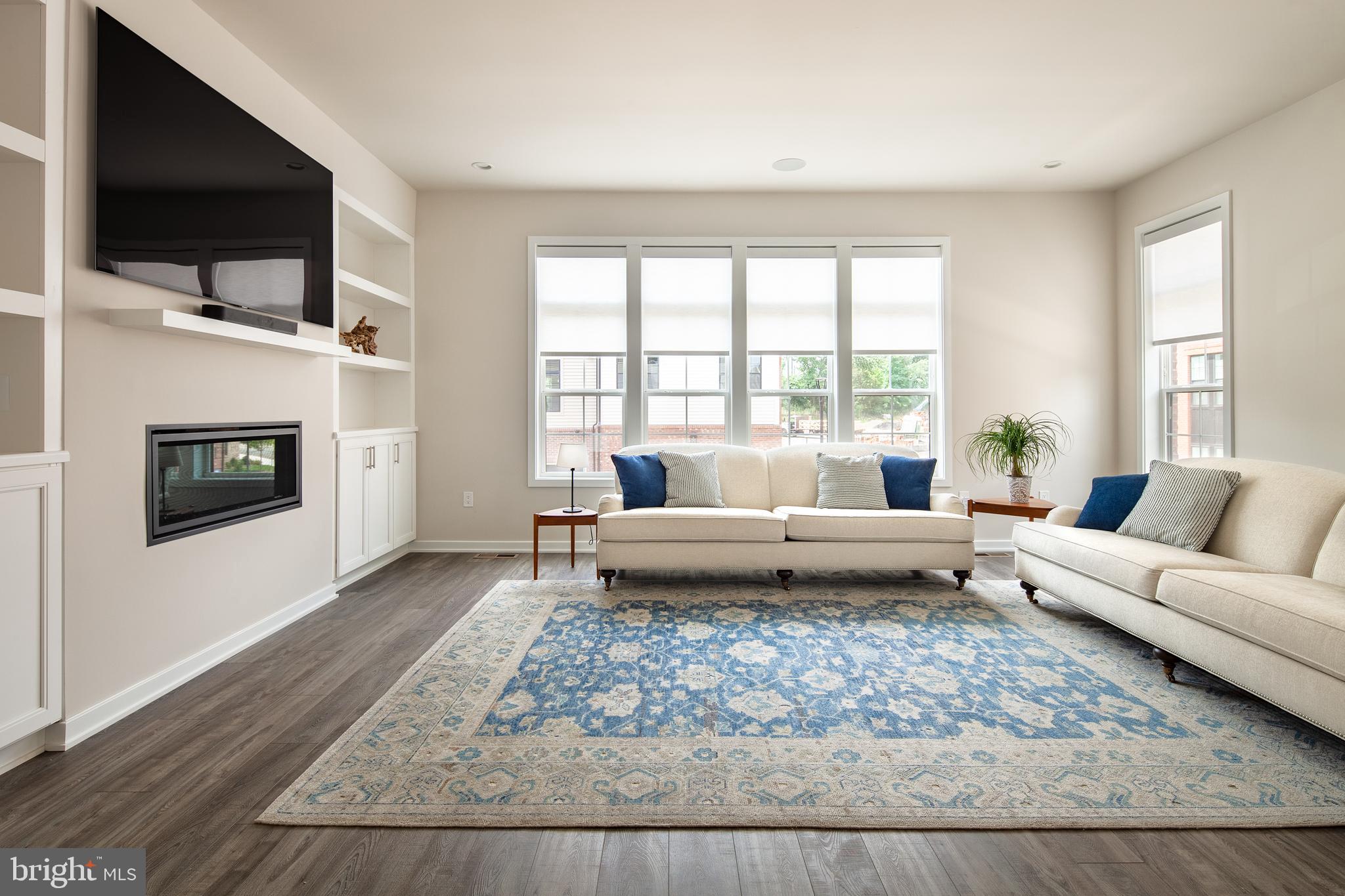 1770 Violet Ridge Place McLean, VA 22102 - Photo 3 of 60