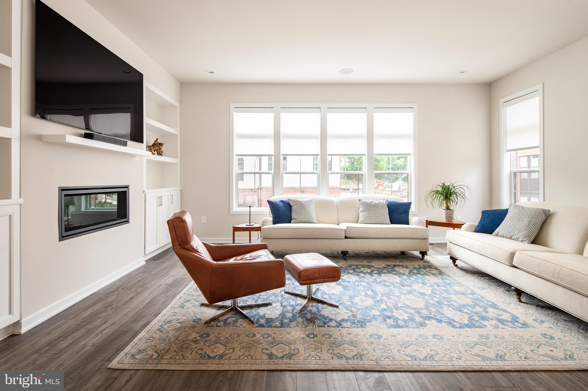 1770 Violet Ridge Place McLean, VA 22102 - Photo 5 of 60