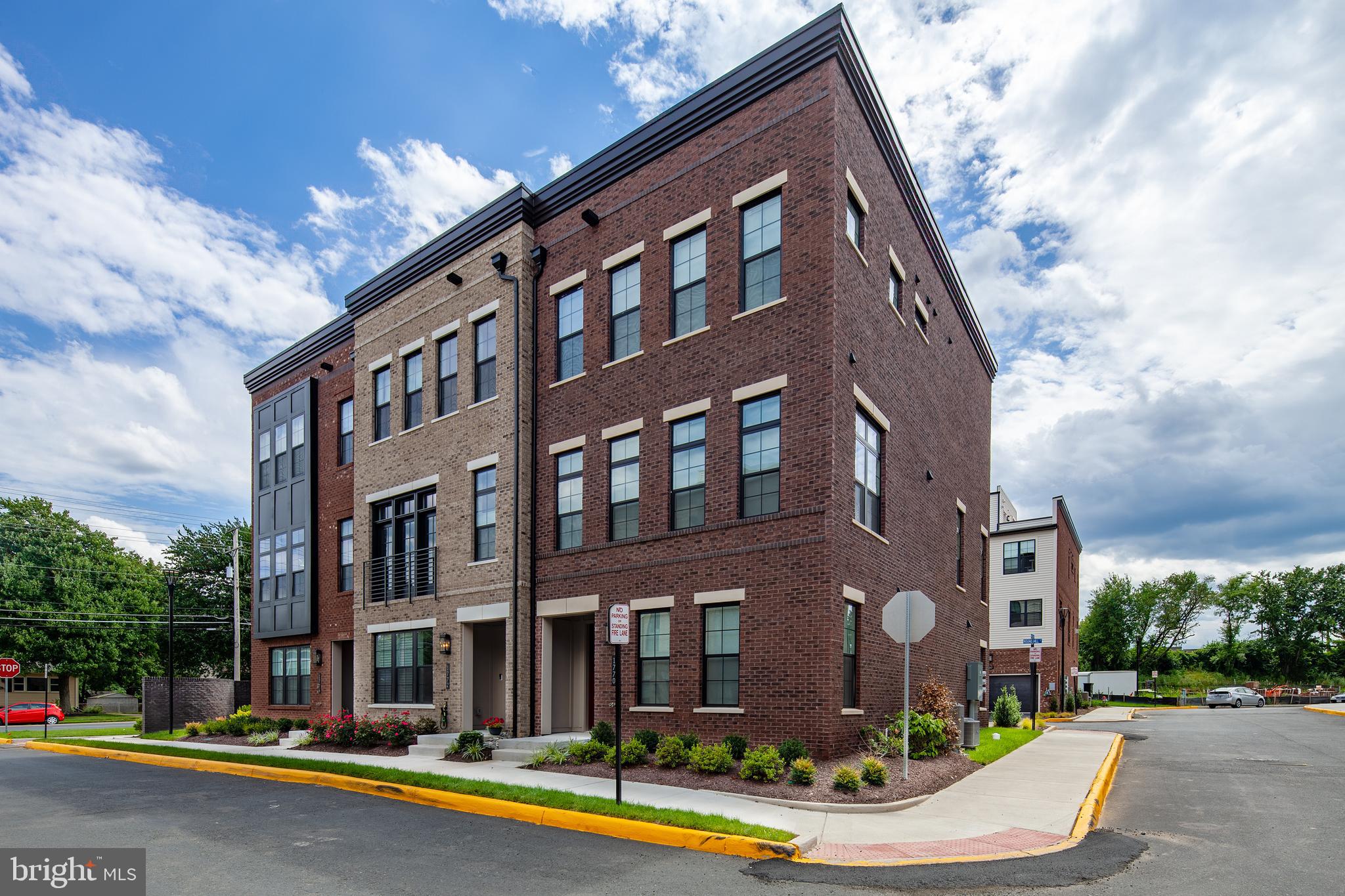 1770 Violet Ridge Place McLean, VA 22102 - Photo 51 of 60