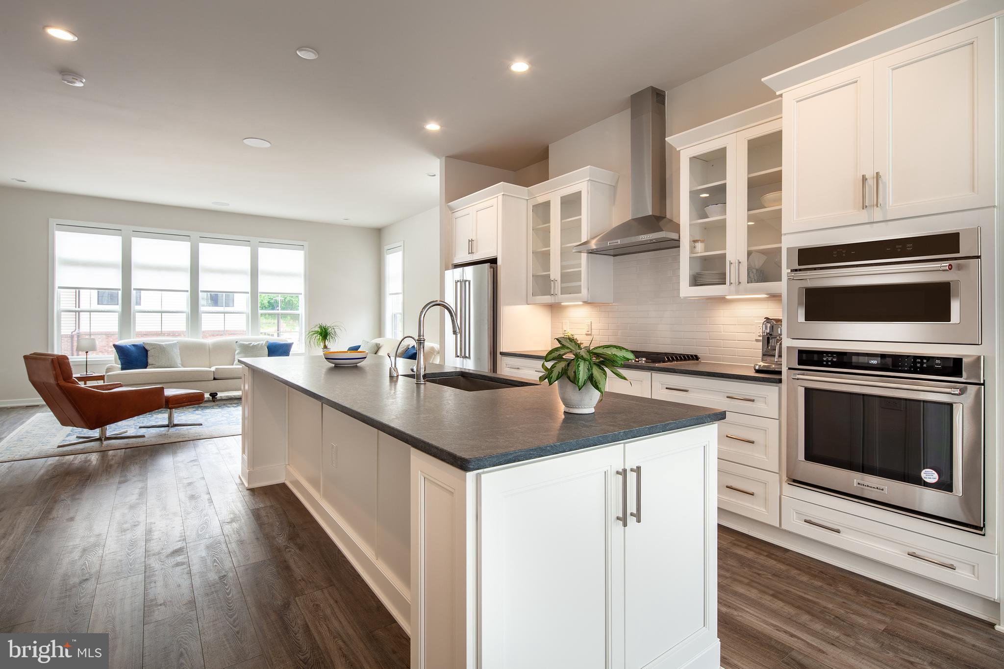 1770 Violet Ridge Place McLean, VA 22102 - Photo 10 of 60