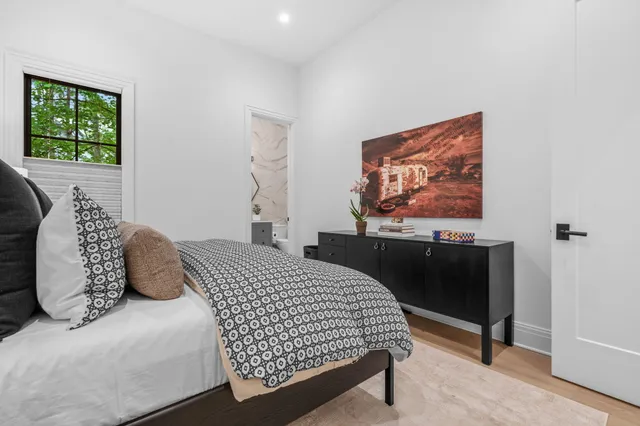 $2,295,000 | 3341 Gaslight Lane, Saugatuck, MI 49453