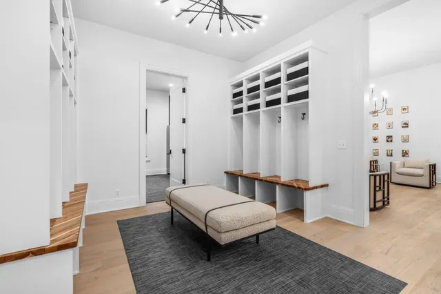 $2,295,000 | 3341 Gaslight Lane, Saugatuck, MI 49453