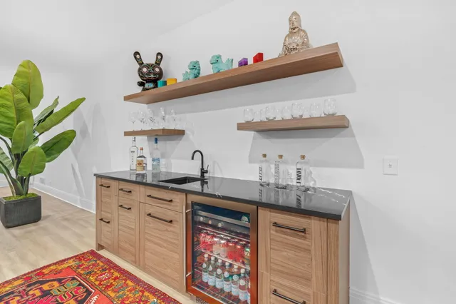 $2,295,000 | 3341 Gaslight Lane, Saugatuck, MI 49453