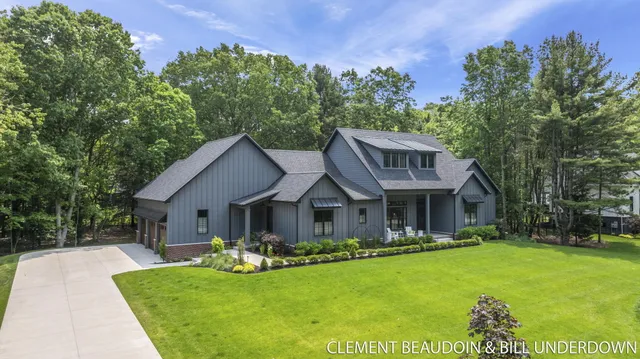 $2,295,000 | 3341 Gaslight Lane, Saugatuck, MI 49453