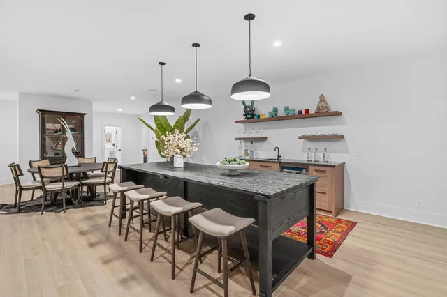 $2,295,000 | 3341 Gaslight Lane, Saugatuck, MI 49453