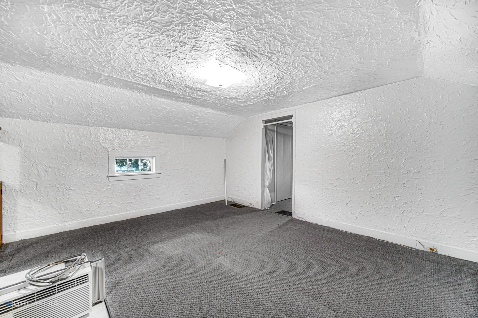 275 West Richton Road Steger, IL 60475 - Photo 26 of 35 an empty room with windows