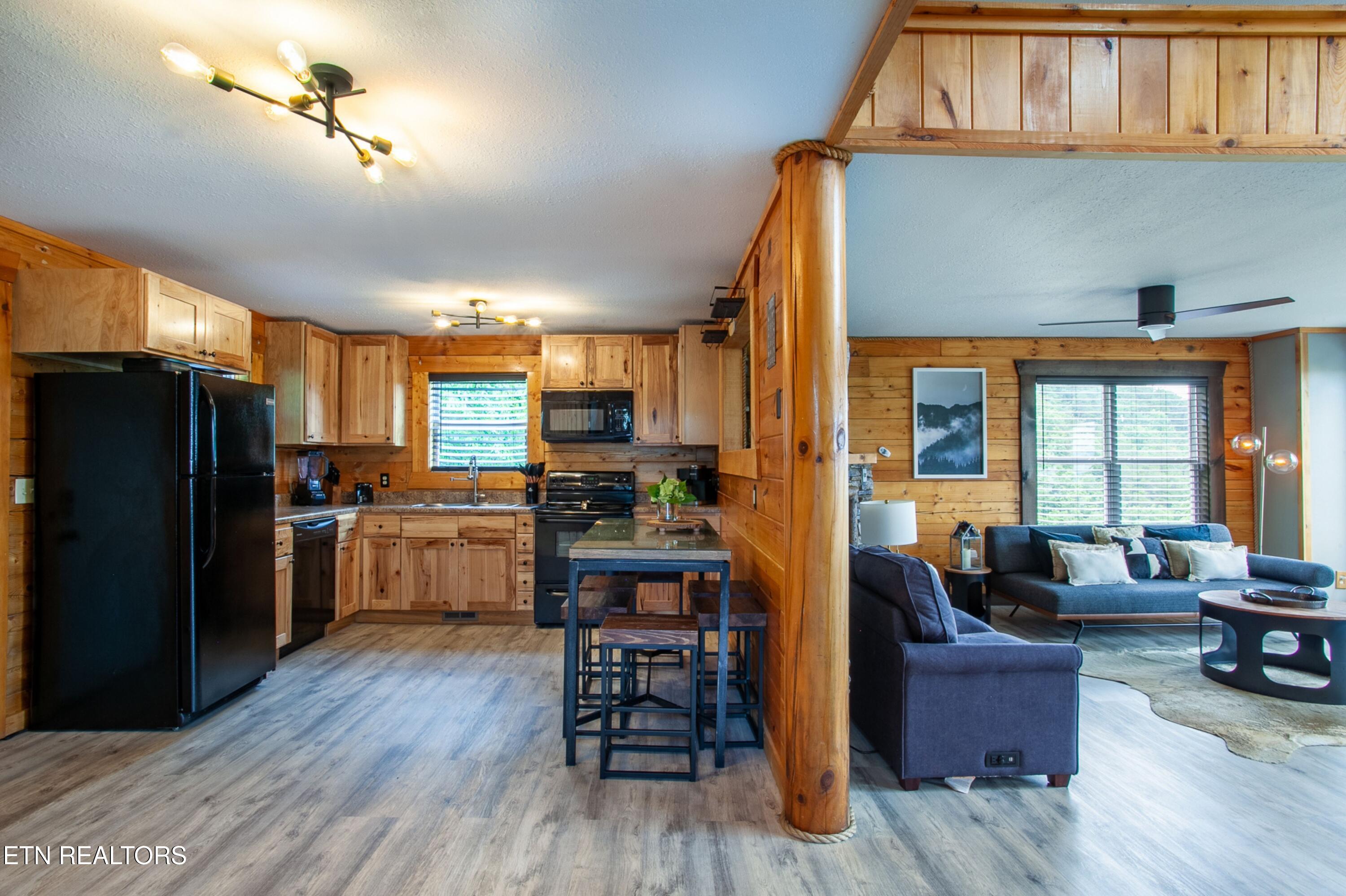 920 Falcon View Way Sevierville, TN 37862 - Photo 12 of 51 12