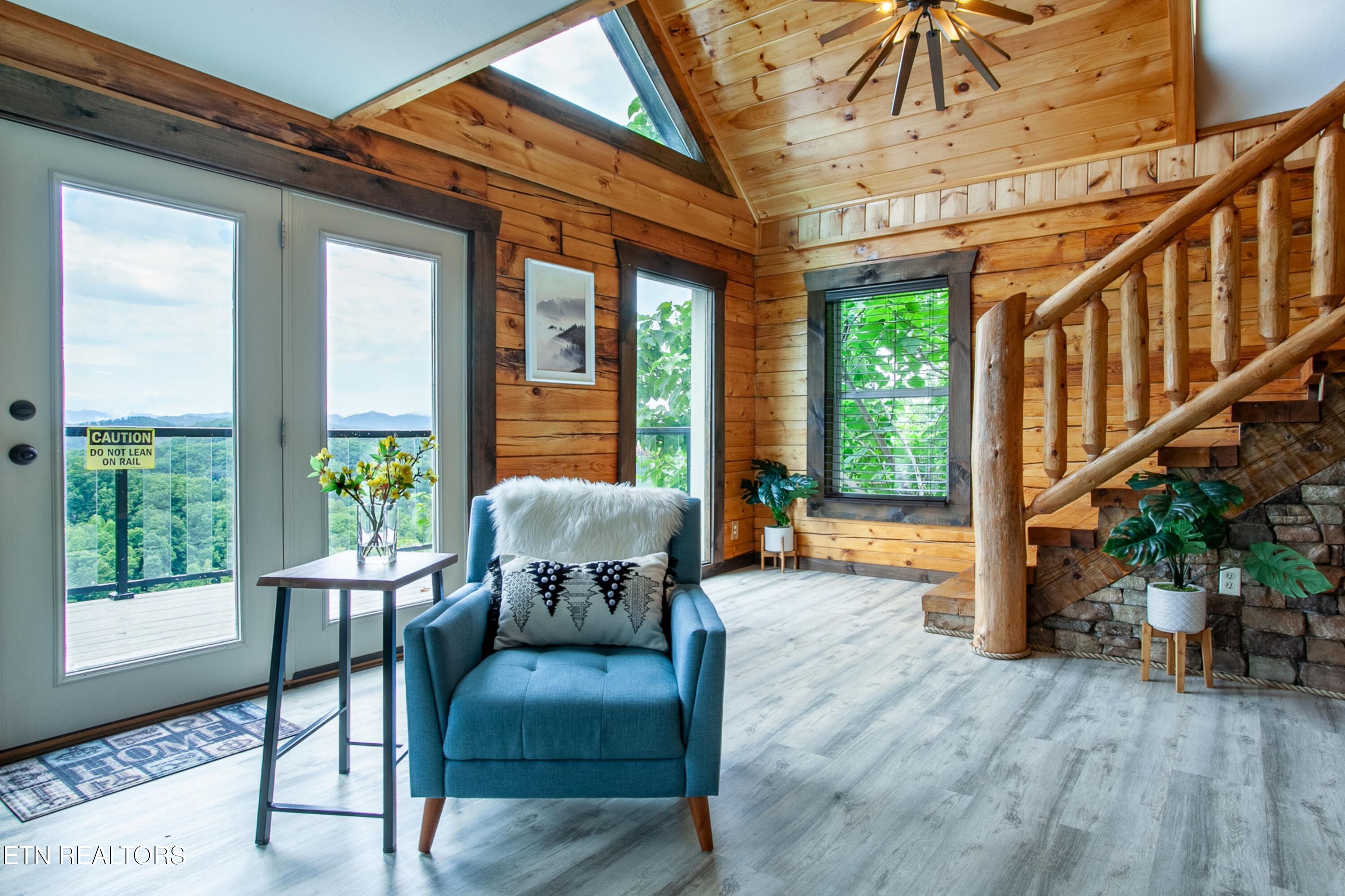 920 Falcon View Way Sevierville, TN 37862 - Photo 18 of 51 18