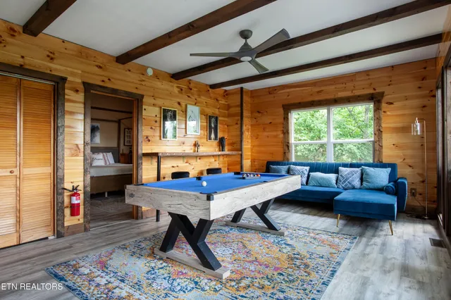 $849,900 | 920 Falcon View Way, Sevierville, TN 37862