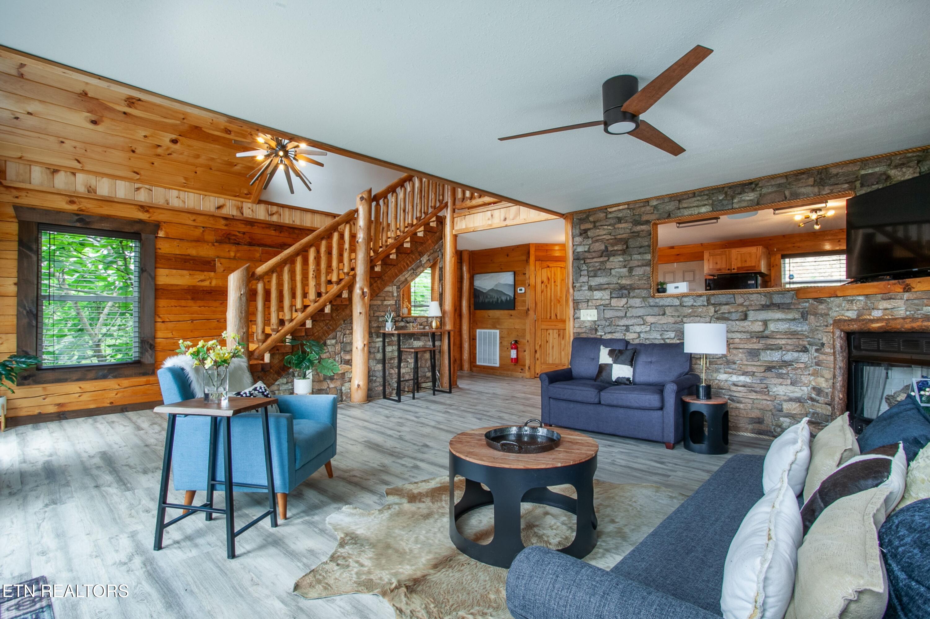 920 Falcon View Way Sevierville, TN 37862 - Photo 10 of 51 10