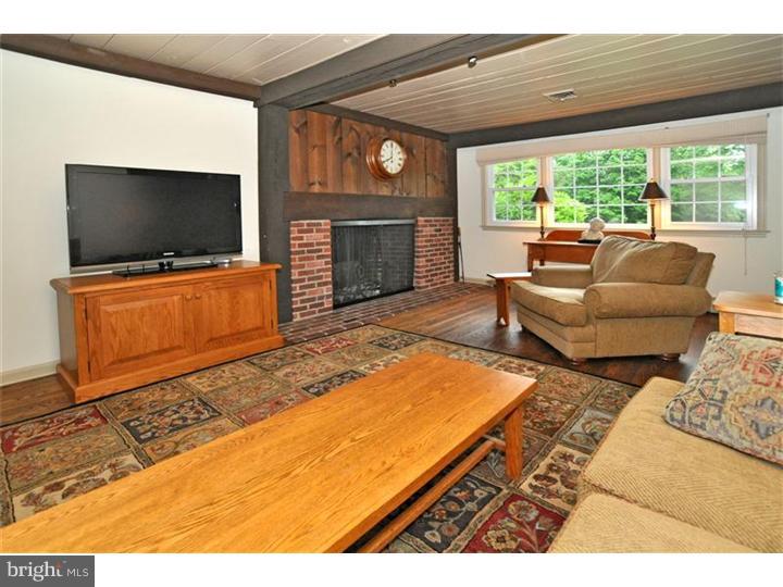 757 Spring Valley Road Doylestown, PA 18901 - Photo 7 of 21