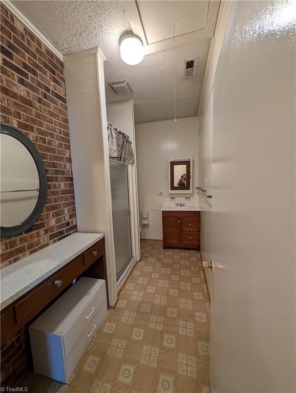 8304 Mccrory Road Stokesdale, NC 27357 - Photo 19 of 27 Hall bath