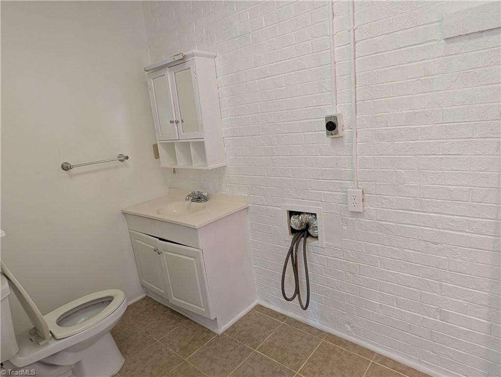 8304 Mccrory Road Stokesdale, NC 27357 - Photo 24 of 27 Bath