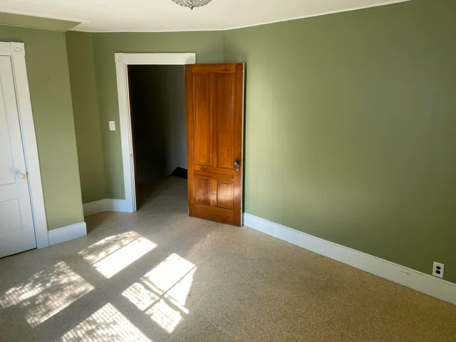 $228,000 | 80 High Street, Fairfield, ME 04937