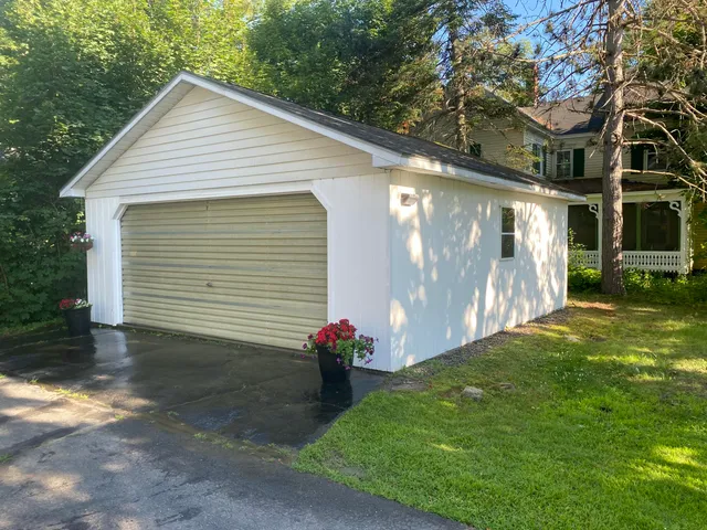 $228,000 | 80 High Street, Fairfield, ME 04937