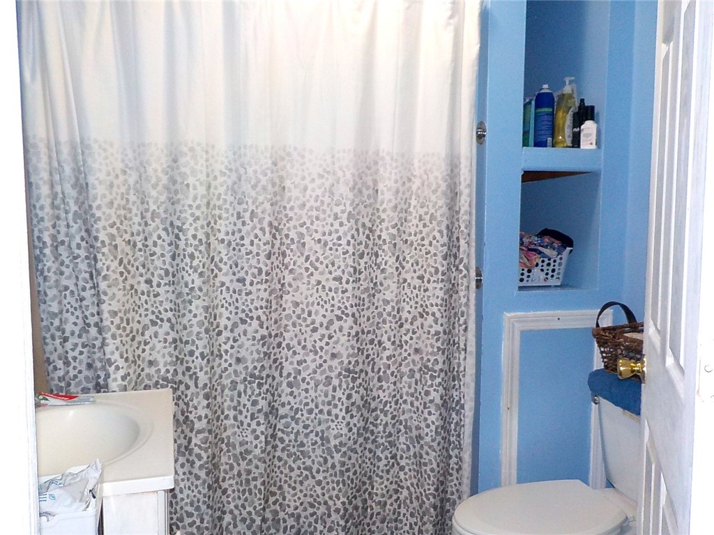 74-76 Moulson Street Rochester, NY 14621 - Photo 16 of 20