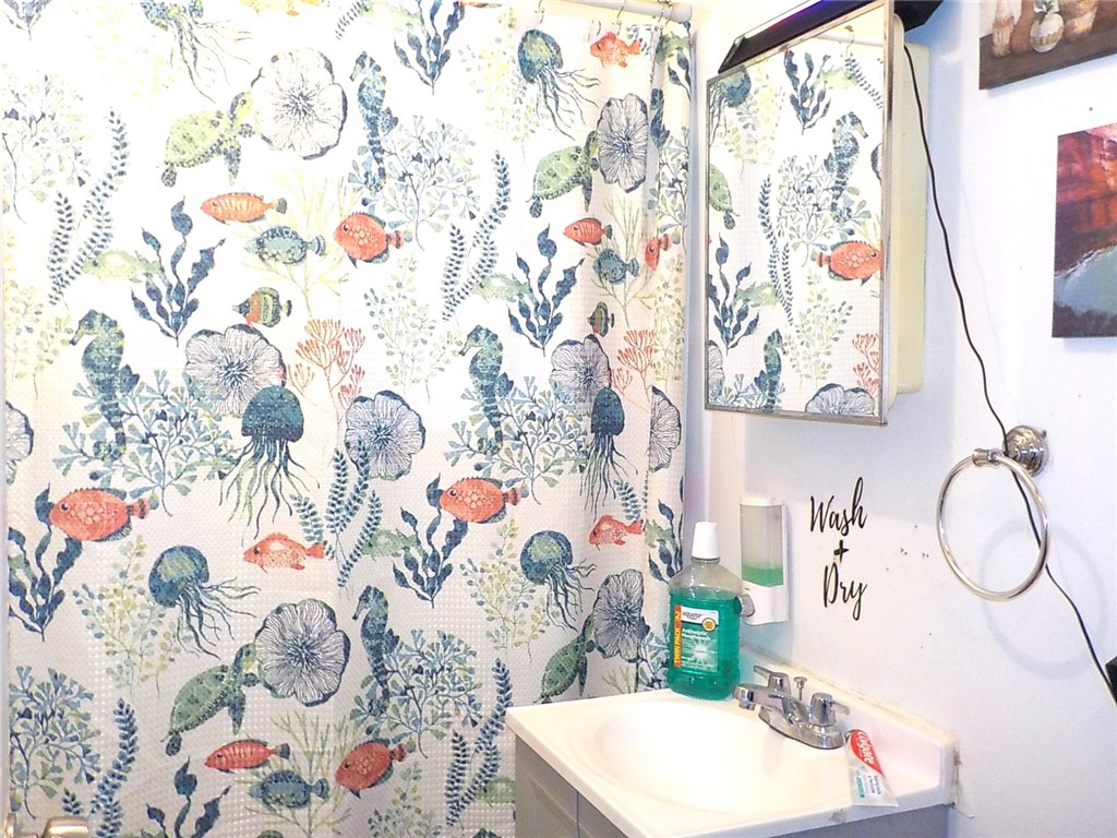 74-76 Moulson Street Rochester, NY 14621 - Photo 8 of 20