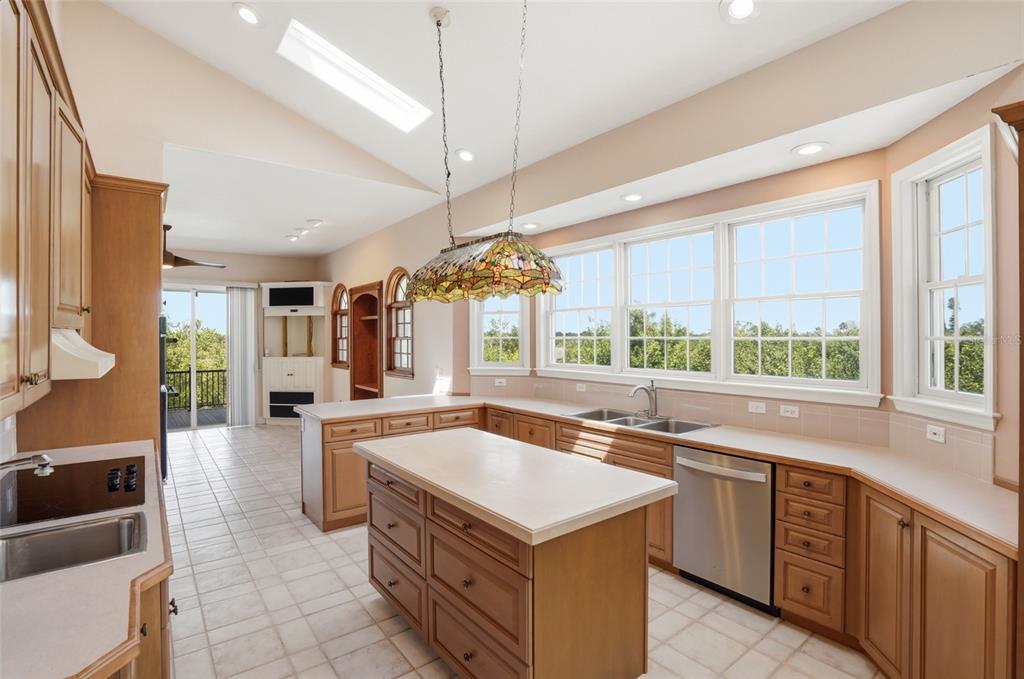 455 Horseshoe Loop Road Terra Ceia, FL 34250 - Photo 13 of 49