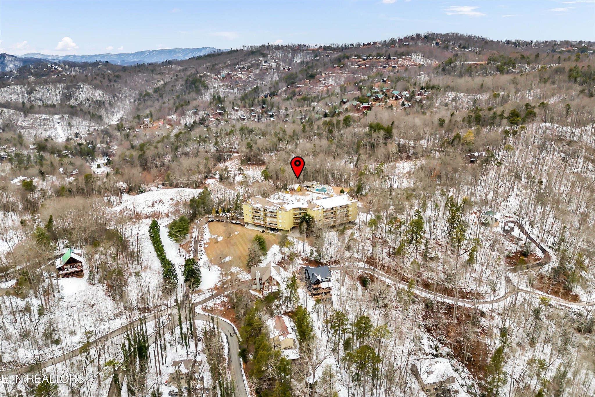 338 Pinnacle View Way, Unit 132 Gatlinburg, TN 37738 - Photo 36 of 40
