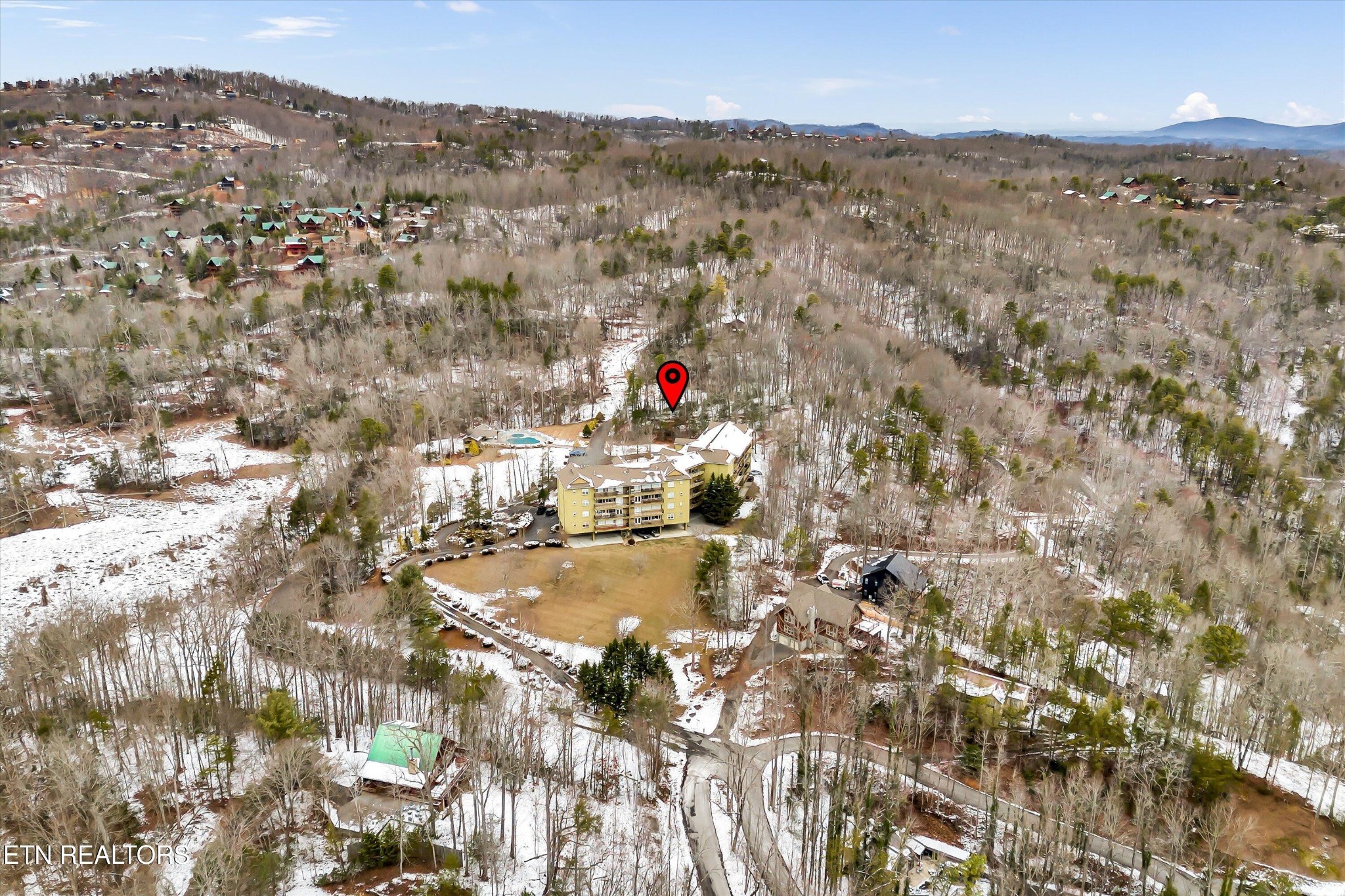 338 Pinnacle View Way, Unit 132 Gatlinburg, TN 37738 - Photo 37 of 40