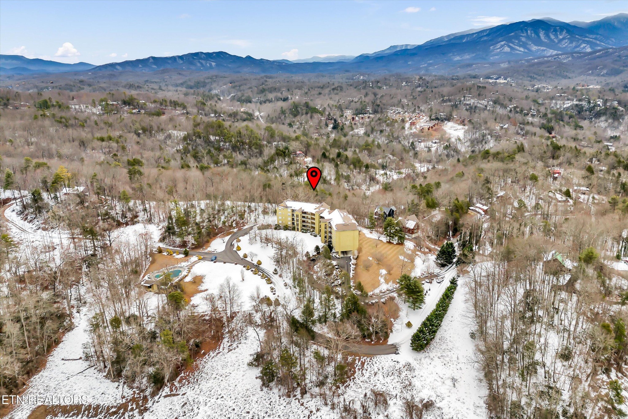 338 Pinnacle View Way, Unit 132 Gatlinburg, TN 37738 - Photo 38 of 40