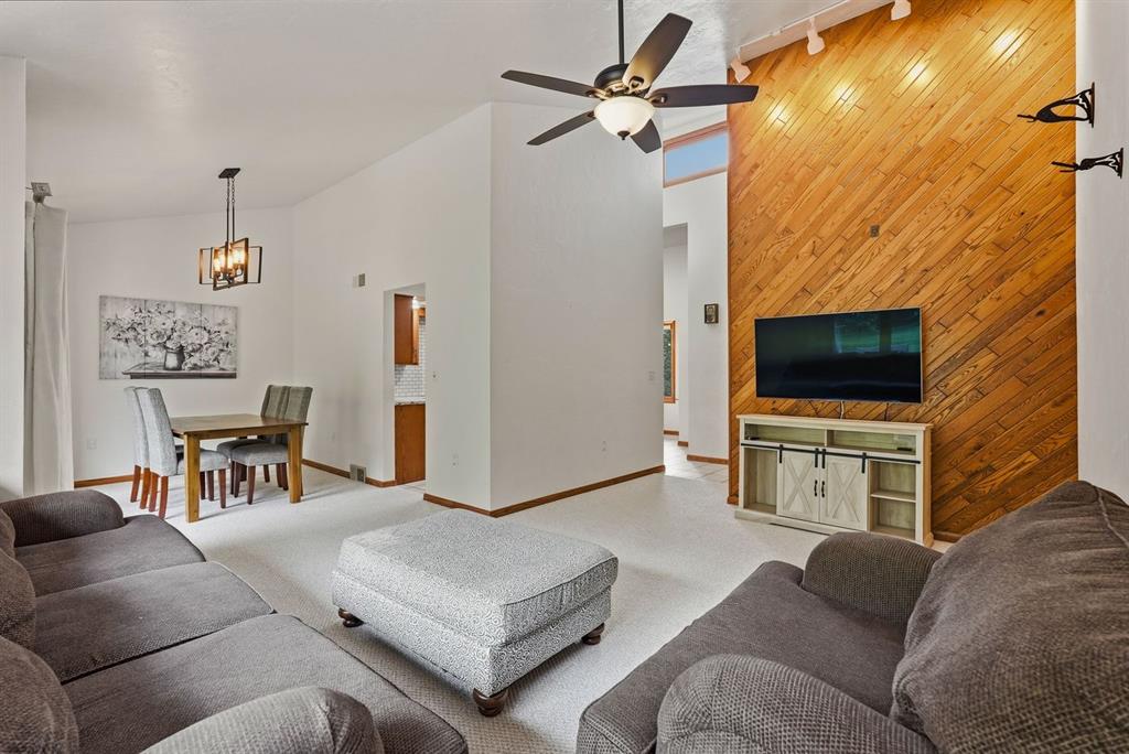 235 Henricks Road Butler, PA 16001 - Photo 12 of 47 Gallery Image 12