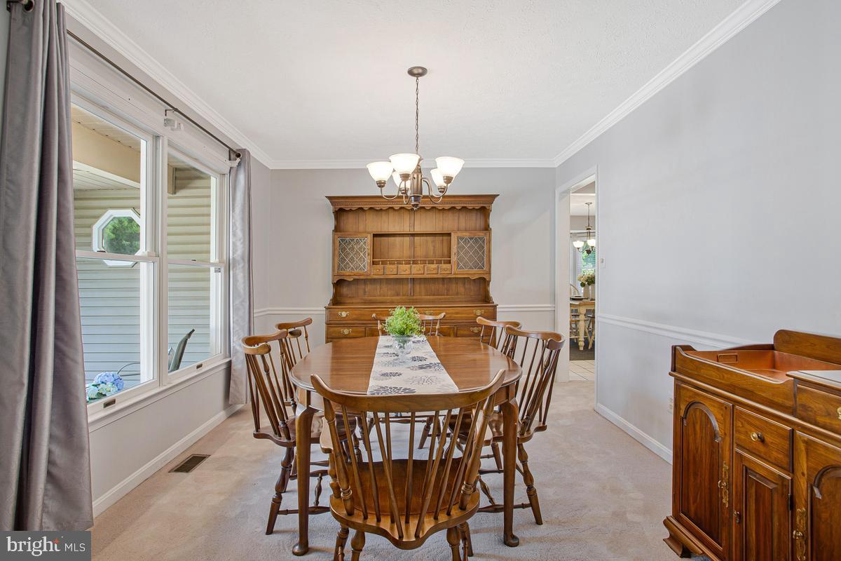 7887 Poplar Grove Road Severn, MD 21144 - Photo 10 of 49 Separate dining area