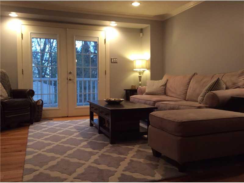 5493-17 Library Road, Unit 17 Bethel Park, PA 15102 - Photo 3 of 17 Living Room.