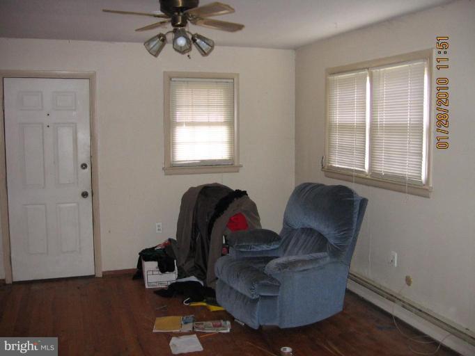 631 Blue Ball Road Elkton, MD 21921 - Photo 7 of 13 Living Room