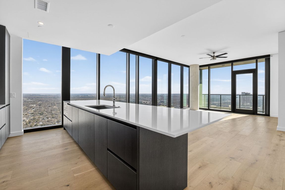 610 Davis Street, Unit 5001 Austin, TX 78701 - Photo 38 of 38 a large pool with a large window and kitchen view