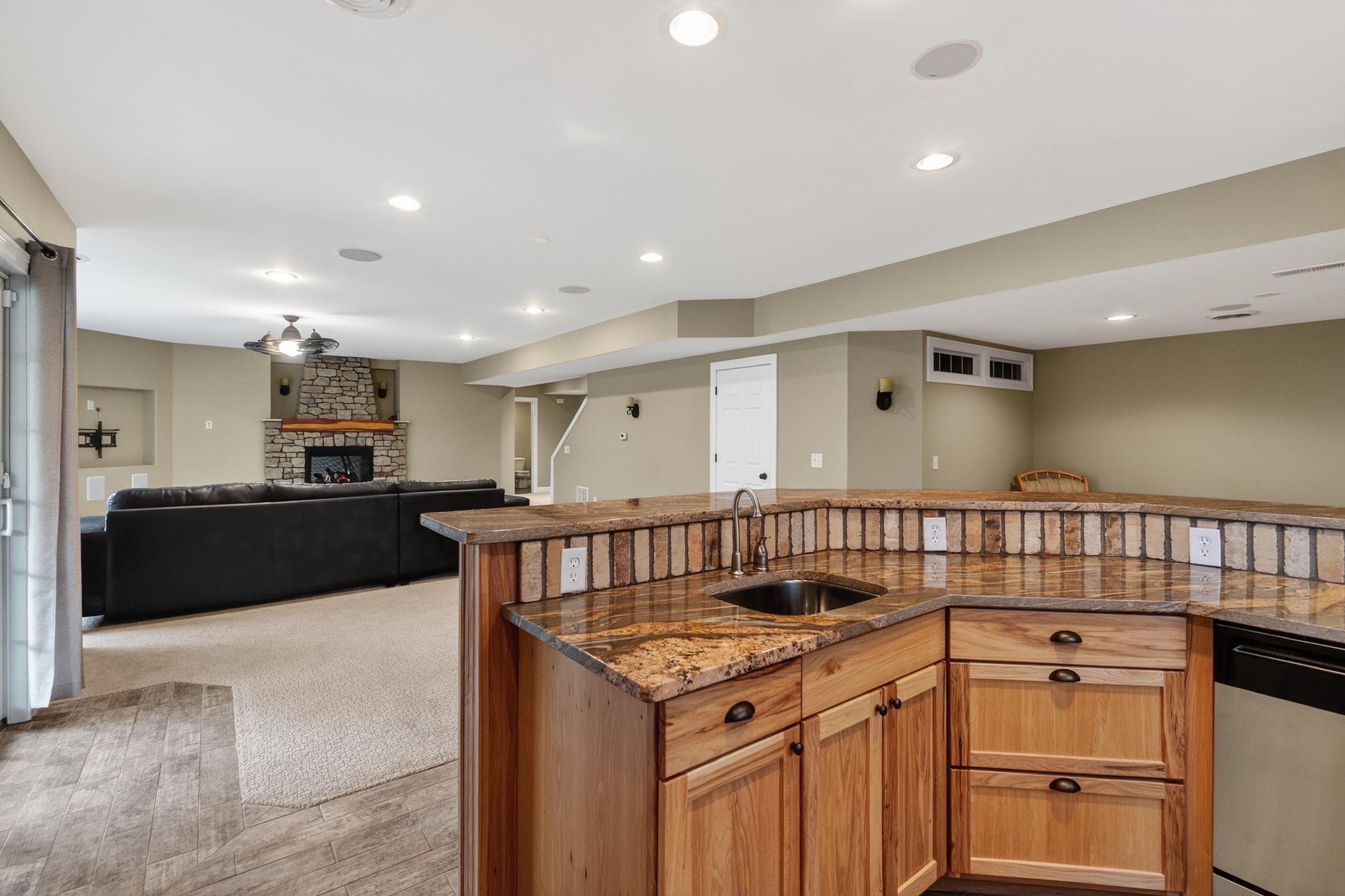 1226 Wenzel Way Waunakee, WI 53597 - Photo 69 of 89