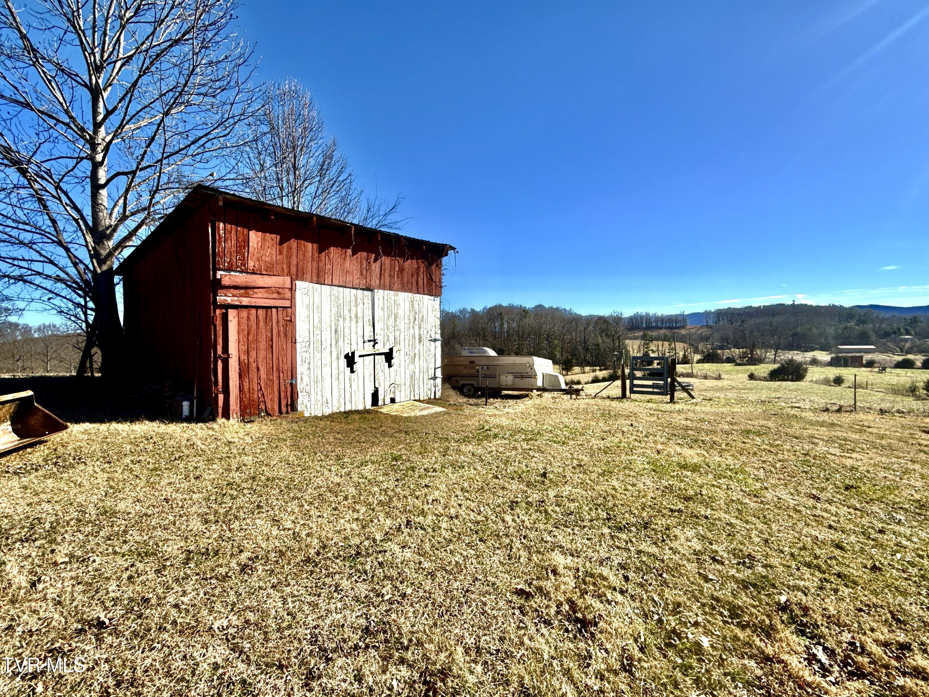 6181 Poplar Springs Road Greeneville, TN 37743 - Photo 58 of 97 058