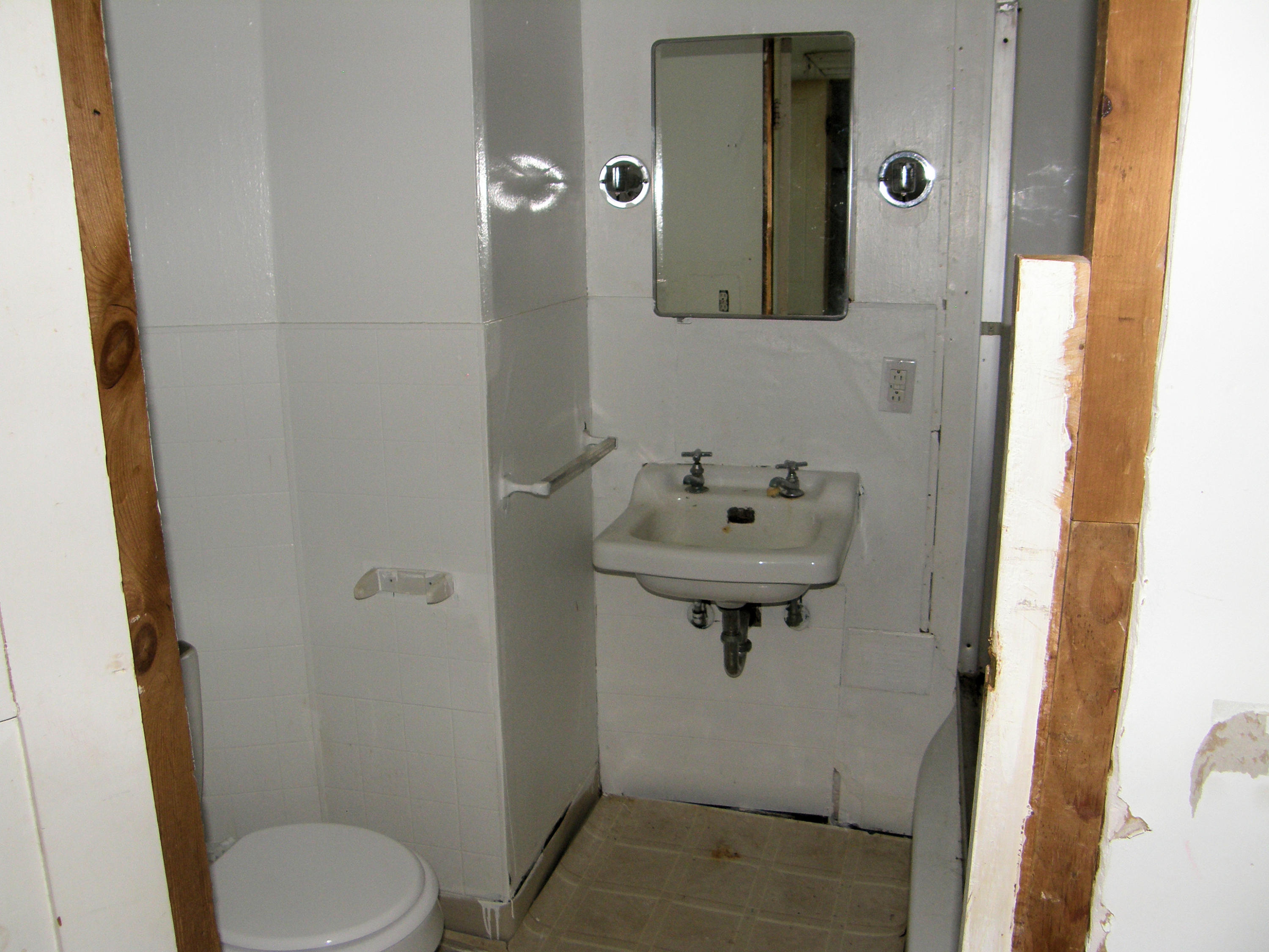 319 Enfield Road Lincoln, ME 04457 - Photo 55 of 73 P6180436