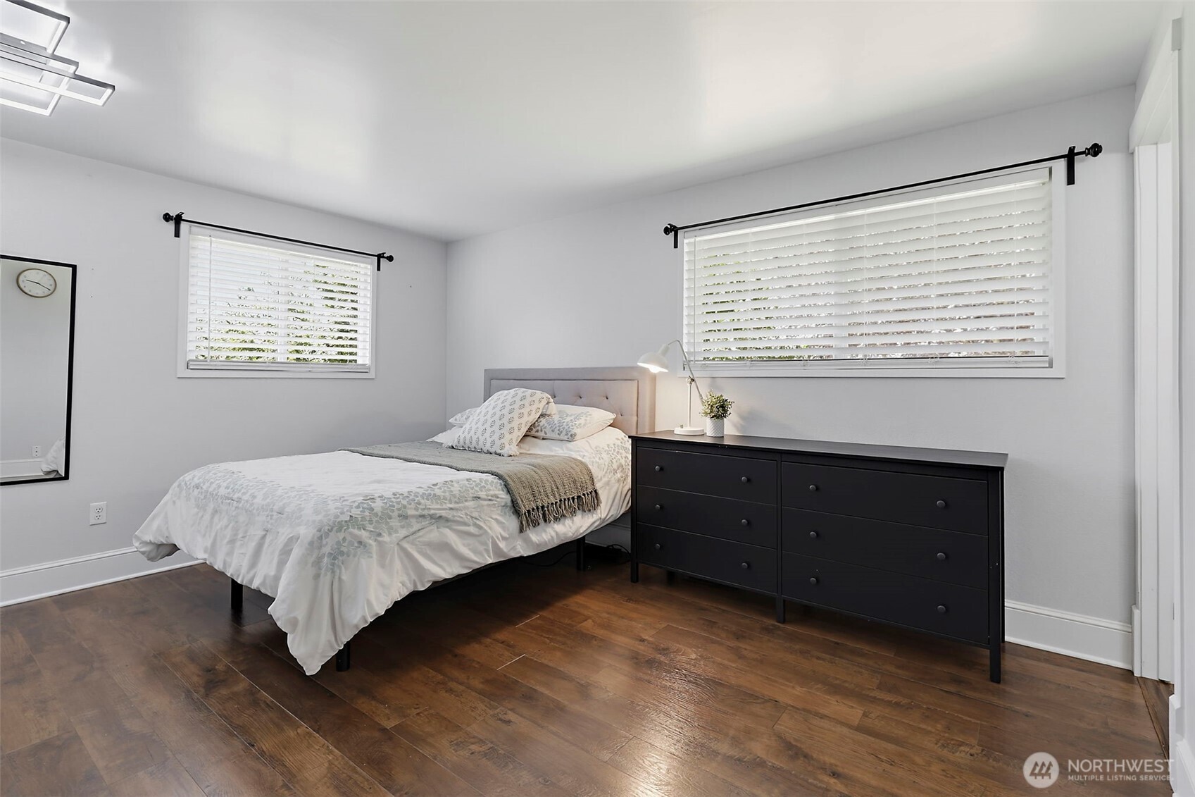 914 South 30th Place Renton, WA 98055 - Photo 31 of 38 Gallery Image 31