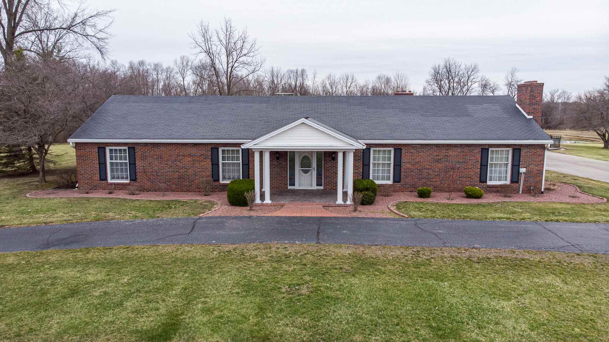 1295 East Charles Road Marion, IN 46952 - Photo 3 of 36 Gallery Image 3