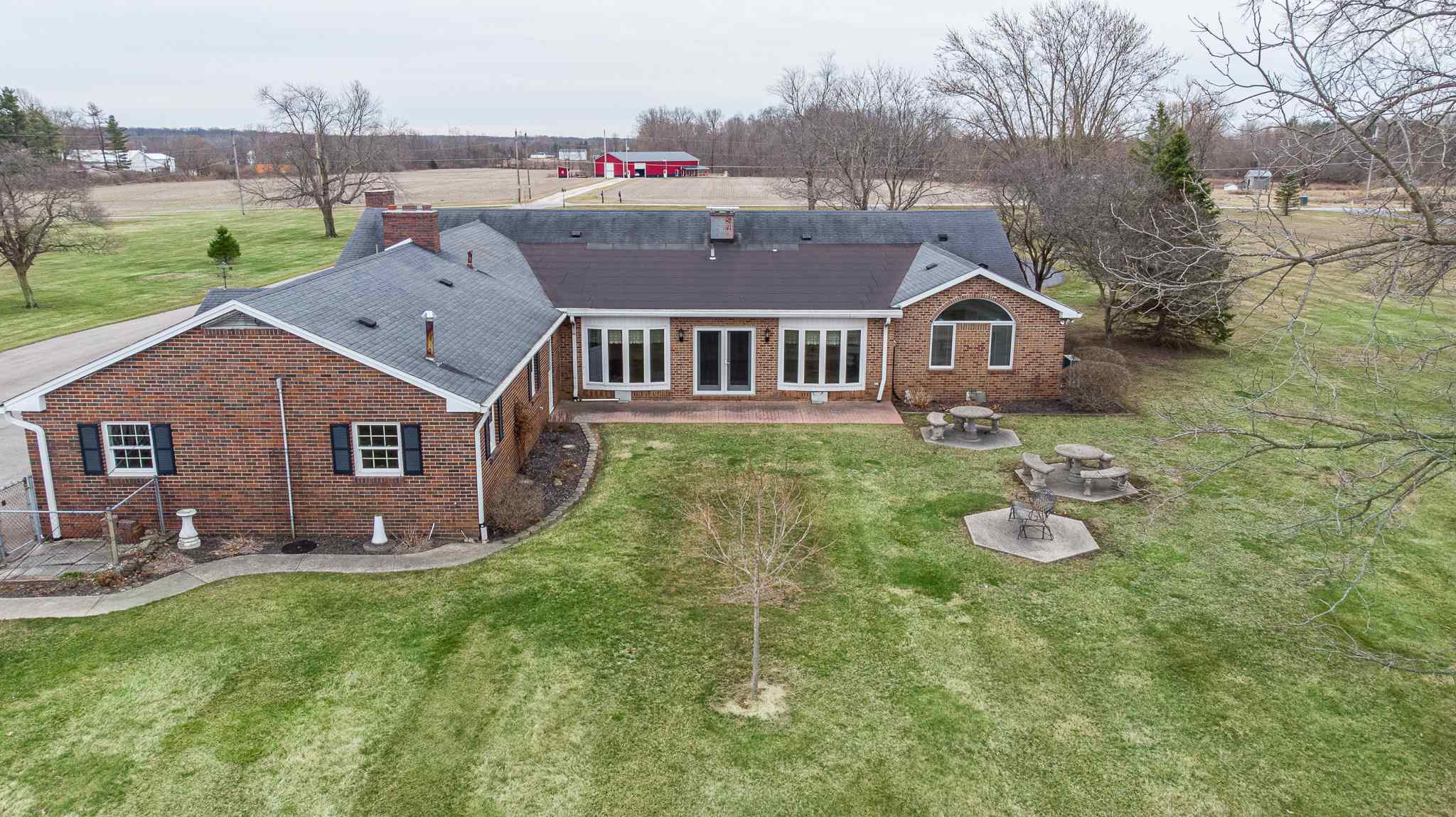 1295 East Charles Road Marion, IN 46952 - Photo 8 of 36 Gallery Image 8