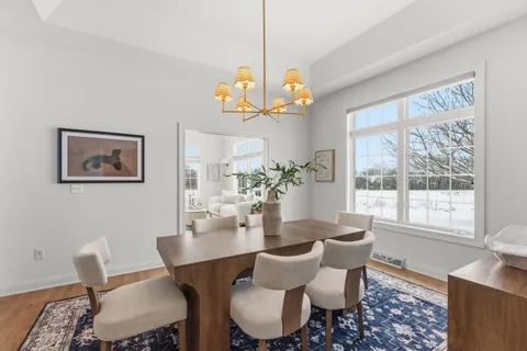 $599,000 | 10946 North Essex Drive, Mequon, WI 53092