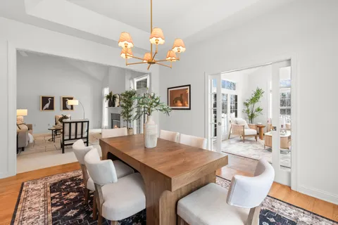 $599,000 | 10946 North Essex Drive, Mequon, WI 53092