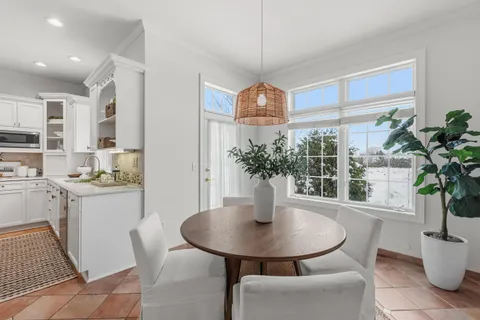 $599,000 | 10946 North Essex Drive, Mequon, WI 53092