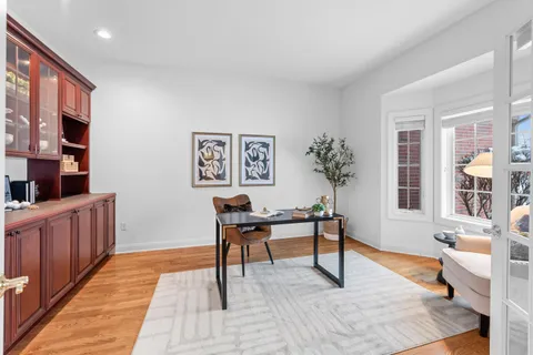 $599,000 | 10946 North Essex Drive, Mequon, WI 53092