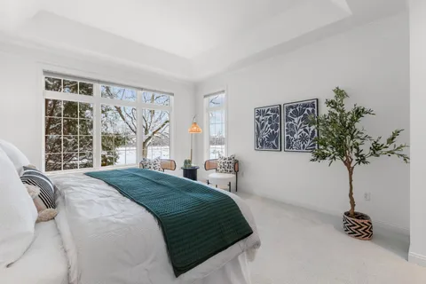 $599,000 | 10946 North Essex Drive, Mequon, WI 53092