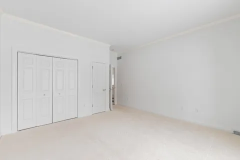 $599,000 | 10946 North Essex Drive, Mequon, WI 53092