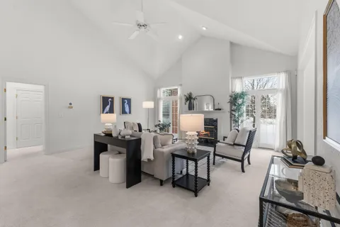 $599,000 | 10946 North Essex Drive, Mequon, WI 53092