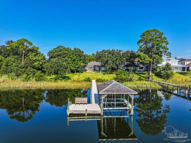 $849,000 | 3996 Gordon Wells Drive, Milton, FL 32583