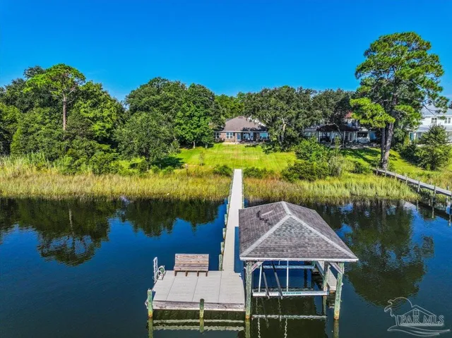 $849,000 | 3996 Gordon Wells Drive, Milton, FL 32583