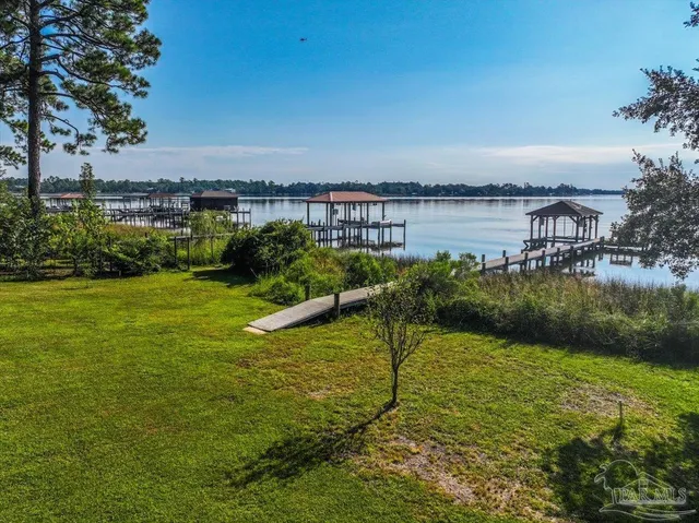 $849,000 | 3996 Gordon Wells Drive, Milton, FL 32583