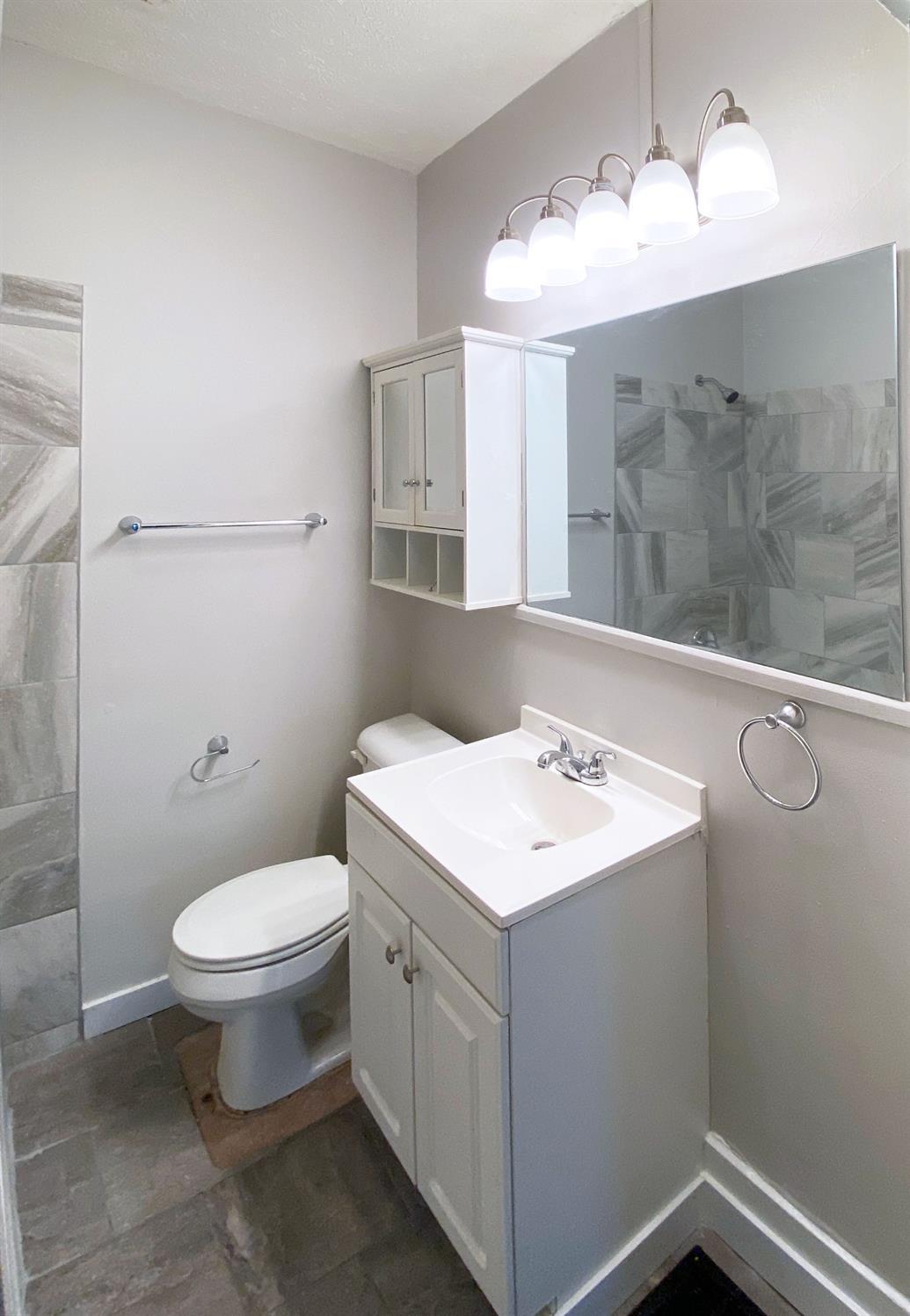 5651 Ridge Avenue, Unit 2 Cincinnati, OH 45213 - Photo 9 of 11